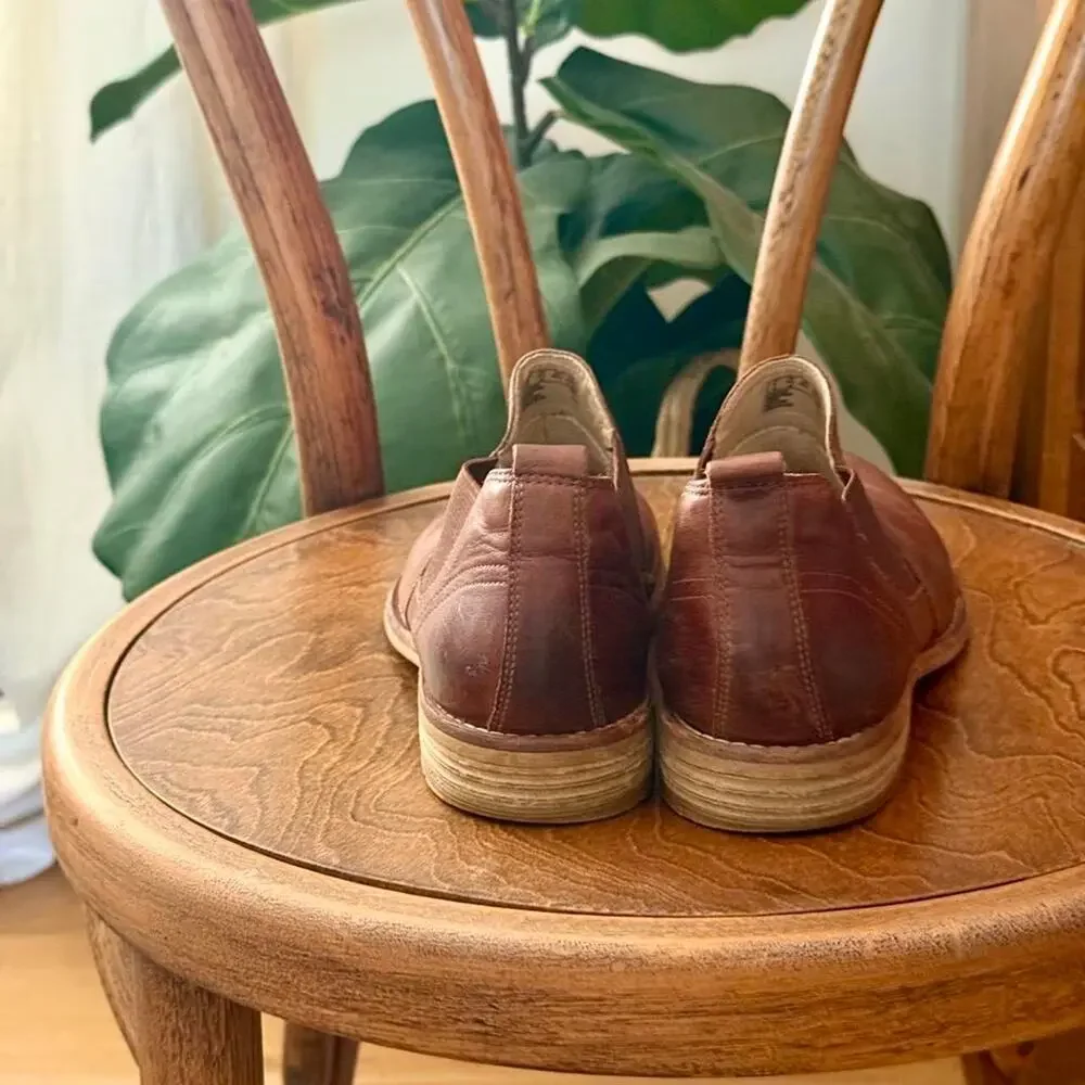 Clarks edenvale page dark tan leather chelsea ankle booties size 8.5